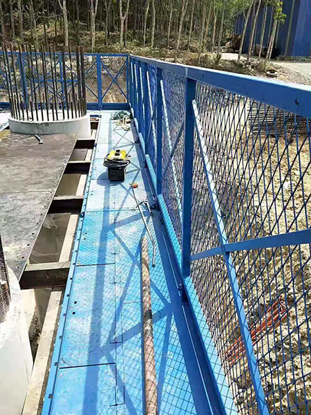 盖梁施工安全操作平台 